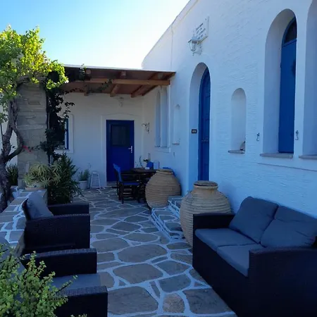 Paros Traditional House *